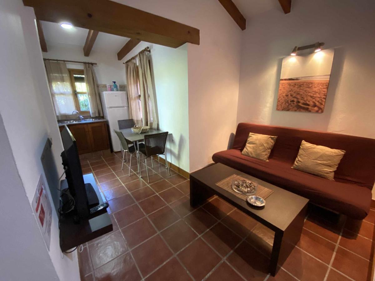 Casa Bungalows Con Jardin Privado Y Piscina Compa Кадис Экстерьер фото